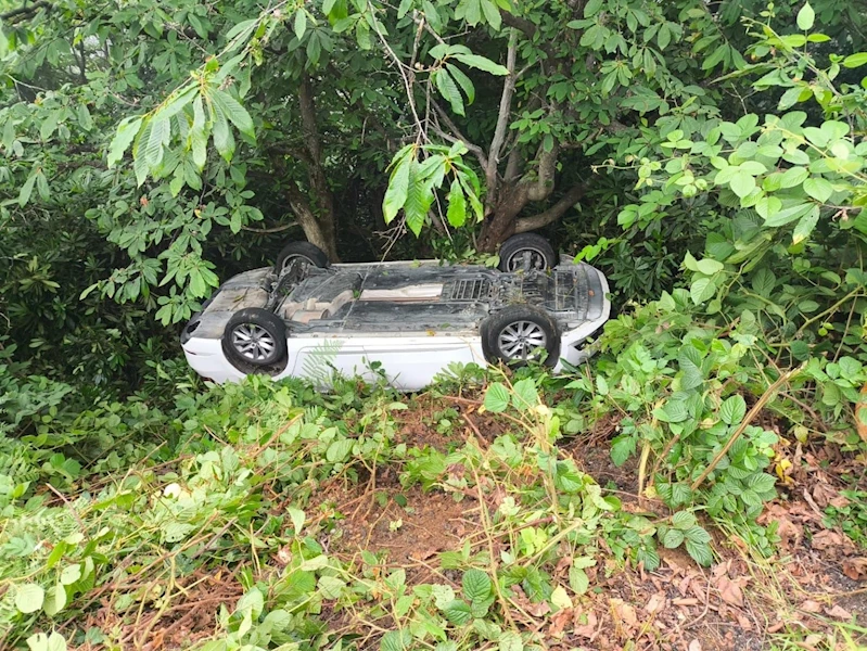 Giresun’da otomobil şarampole devrildi: 6 yaralı
