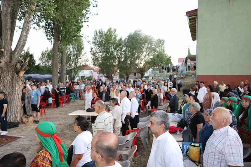 Selçik Köyü’nde Sarı Dede Sultan’a vefa

