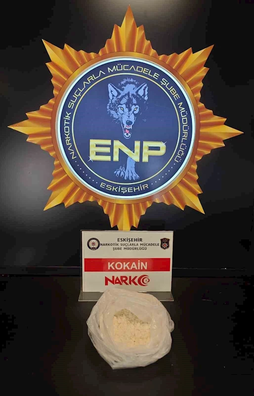 Eskişehir polisi 1 kilo kokain ele geçirdi
