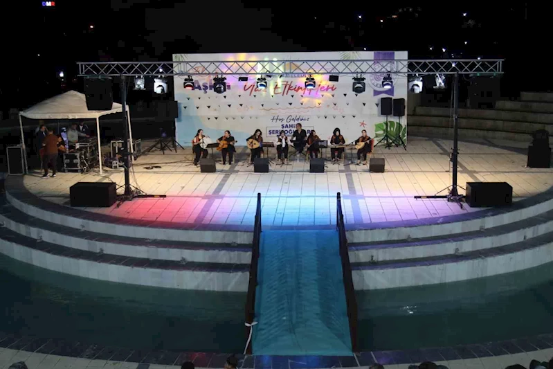 Yaz etkinliklerinde, Nağme-i Harput kadın musiki topluluğu sahne aldı
