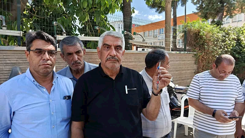 Adana Büyükşehir Belediyesi güvenliklerinin muhtarları darbettiği iddiası
