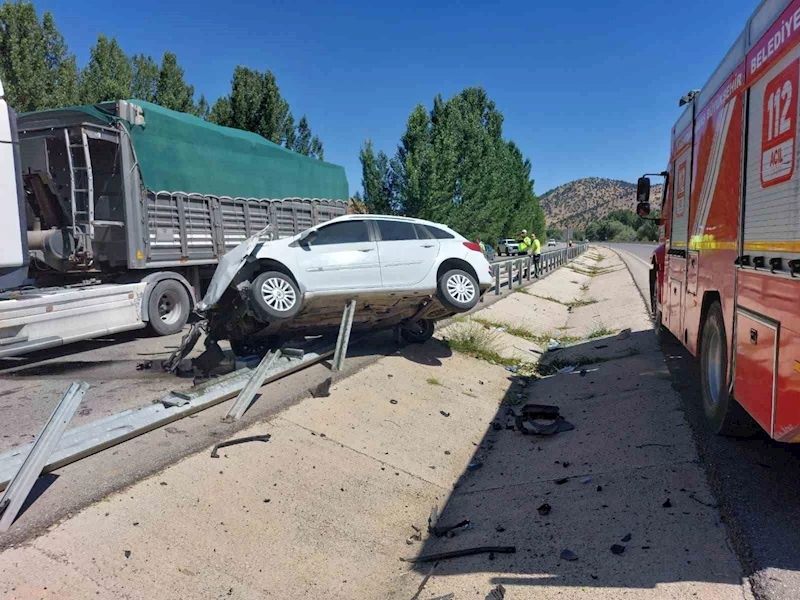 Kahramanmaraş’ta 3 ayrı kazada 8 kişi yaralandı
