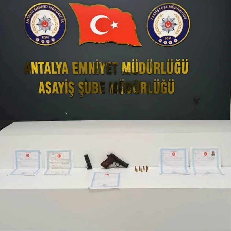Çelik kasadan hırsızlığa 2 tutuklama
