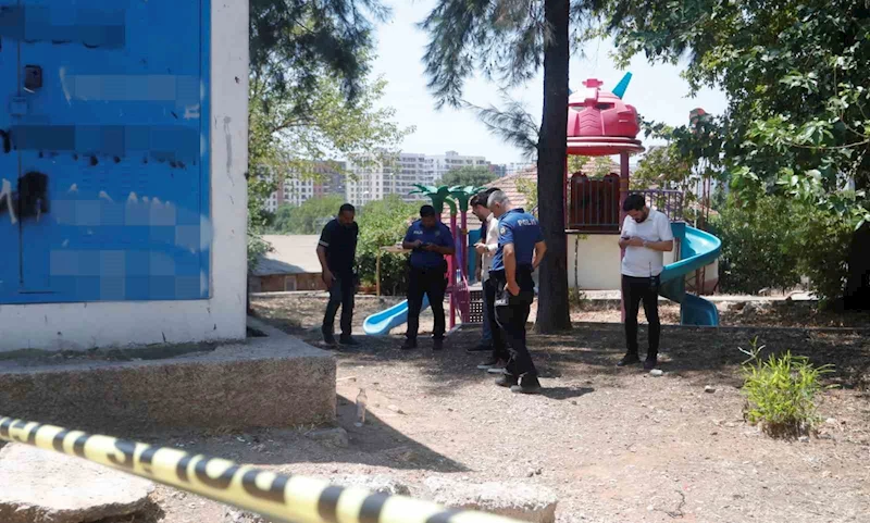 Tartıştığı kişiyi bacağından vurdu, başında bekledi
