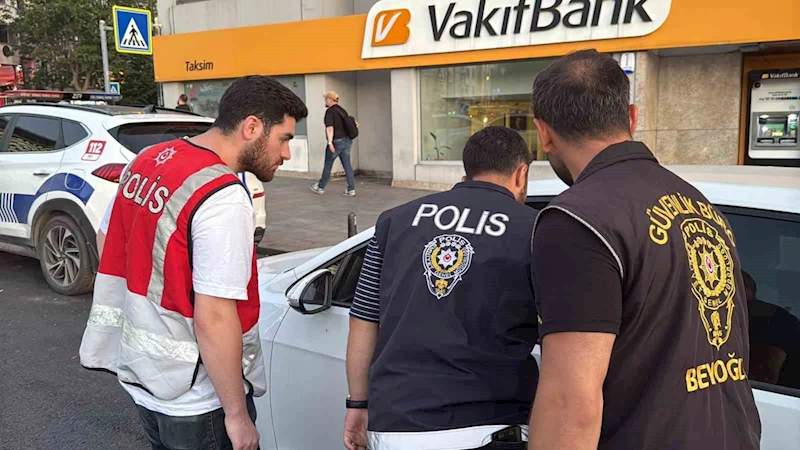 İstanbul’da helikopter destekli 