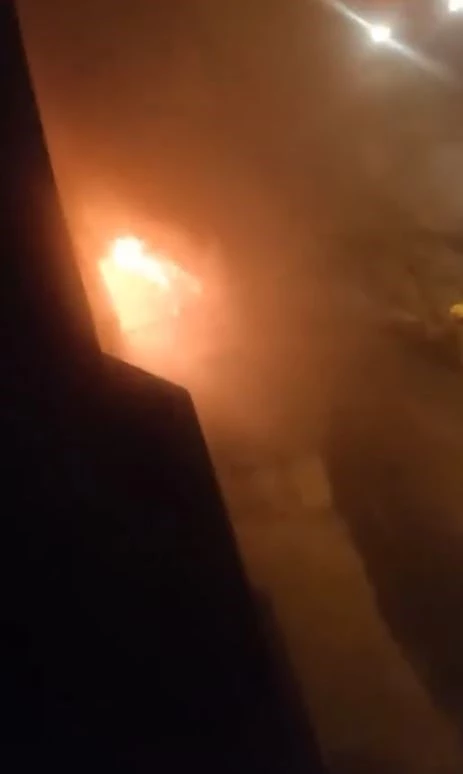 Büyükçekmece’de gece vakti korkutan yangın
