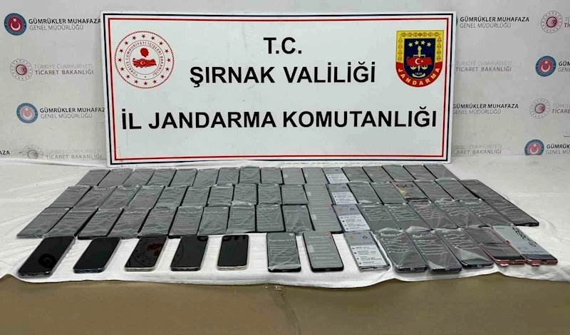 Şırnak’ta jandarmadan kaçakçılık operasyonu: 11 milyon liralık kaçak malzeme ele geçirildi

