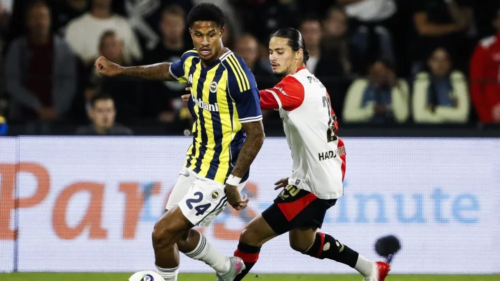 Fenerbahçe, Feyenoord karşısında tur peşinde!