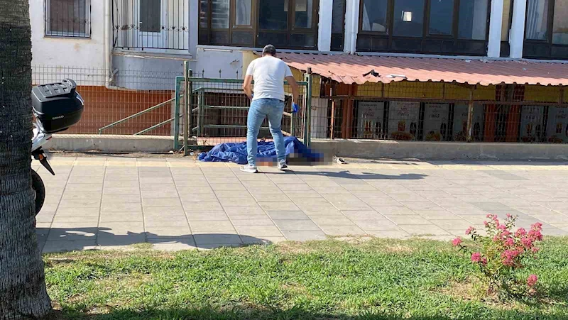 Sahil kenarındaki yürüyüş yolunda ceset bulundu
