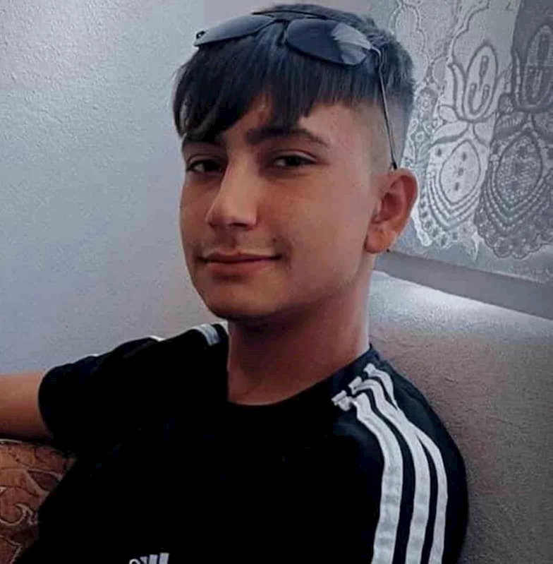 Serinlemek için girdiği ırmakta boğuldu
