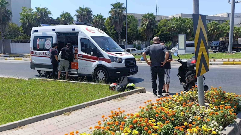Manavgat’ta motosikletler çarpıştı: 1 yaralı
