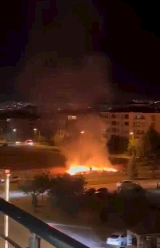 Elazığ’da çıkan yangın söndürüldü

