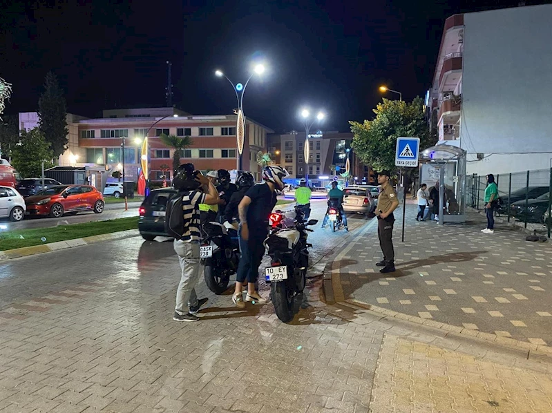 Gönen’de gece denetimleri aralıksız sürüyor

