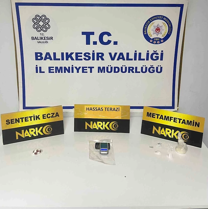 Ayvalık’ta durdurulan araçtan uyuşturucu çıktı: 2 gözaltı
