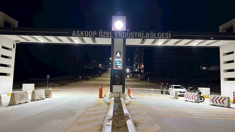Arnavutköy’de korkutan yangın
