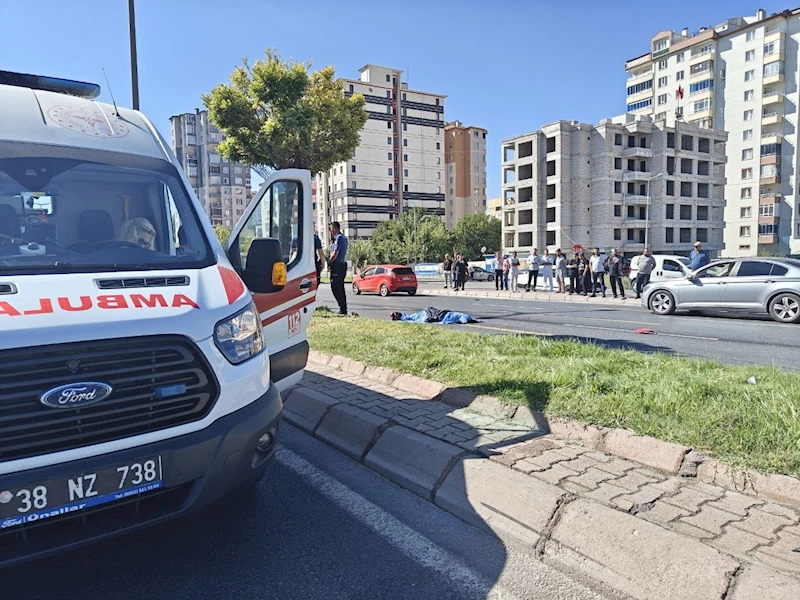 Otomobil ile motosiklet çarpıştı: 1 kişi hayatını kaybetti
