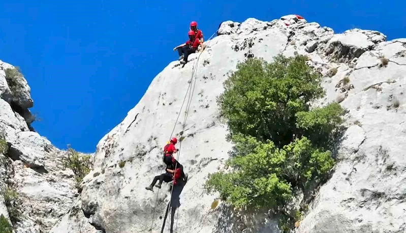 Isparta’da Jandarma’dan kayıp şahıs senaryosuna gerçeğini aratmayan tatbikat
