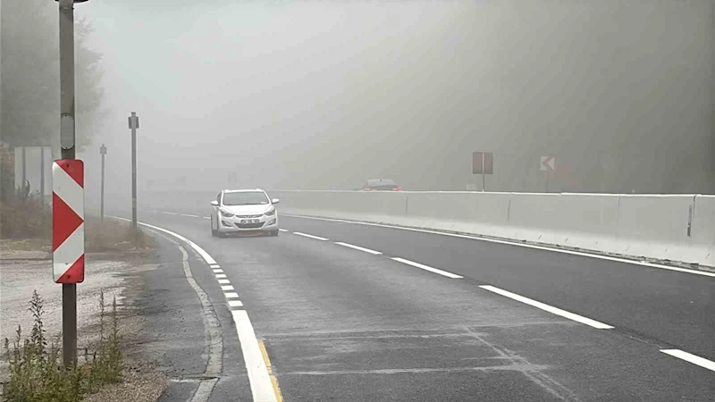 Bolu Dağı’nda sis etkili oluyor: Görüş mesafesi 30 metre
