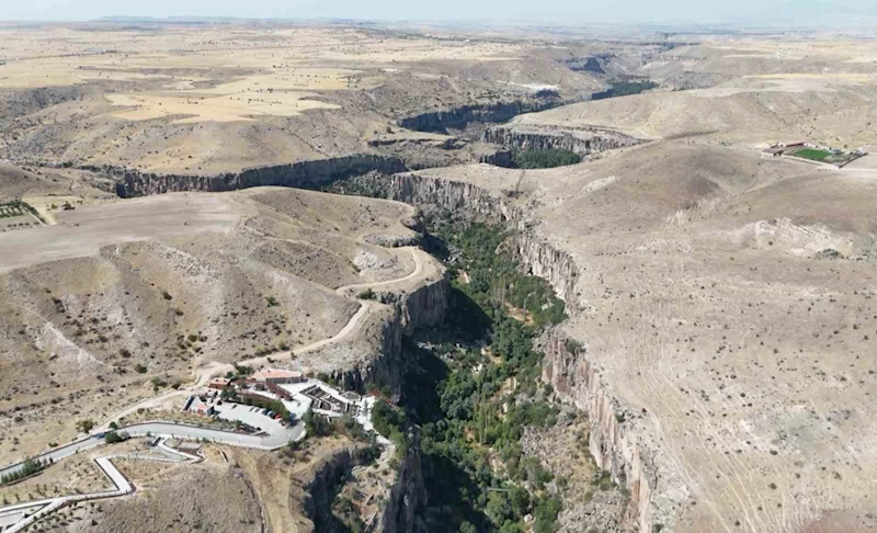 Dünyanın en büyük 2. kanyon vadisi ziyaretçilerini ağırlıyor
