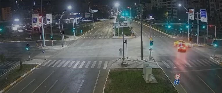 Elazığ’da taksiyle otomobil çarpıştı: 2 yaralı
