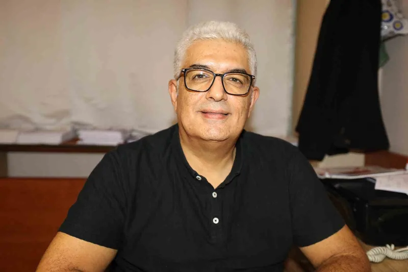 Prof. Dr. Yalnız, 