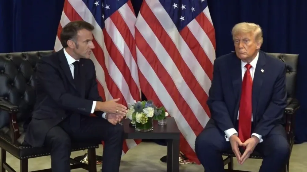 Macron ve Trump