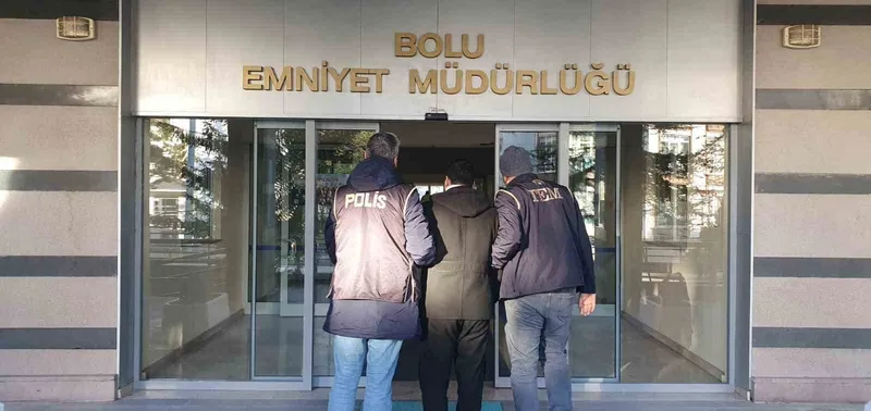 Bolu’da farklı suçlardan 52 yıl cezayla aranan 5 kişi yakalandı
