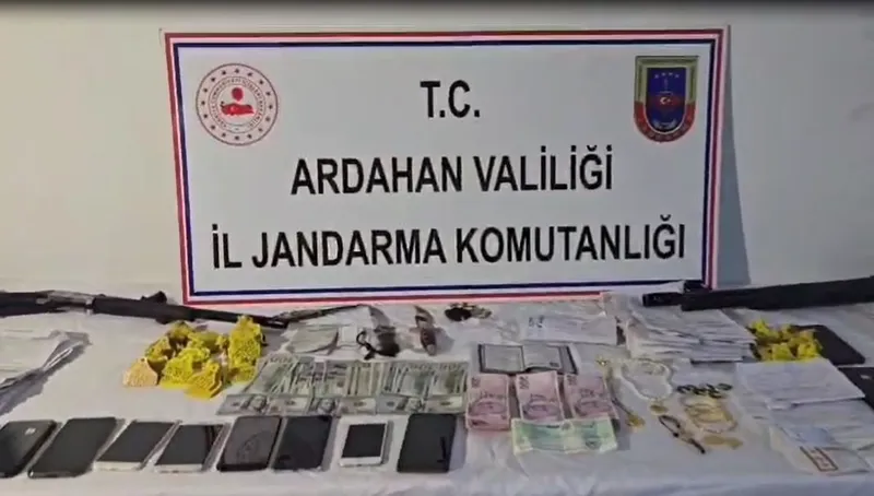 Ardahan’da 20 milyon liralık nitelikli dolandırıcılık operasyonu
