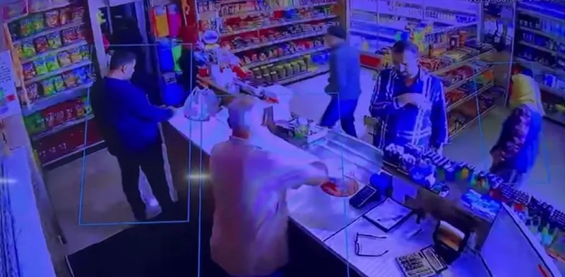 Dinlenme tesisinde kalp krizi geçiren yolcu hastanede hayatını kaybetti
