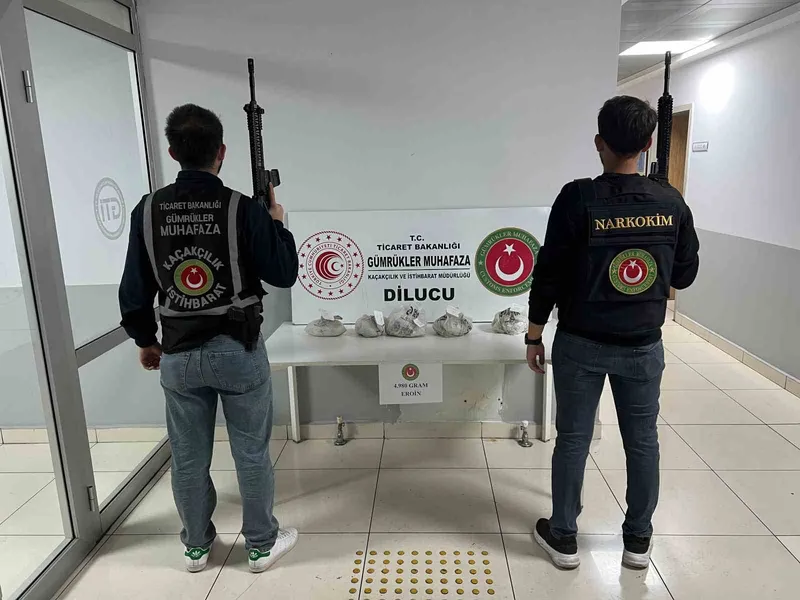 Dilucu Gümrük Kapısı’nda 4 kilo 980 gram eroin ele geçirildi
