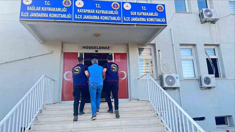 Diyarbakır’da 20 ila 2 yıl altı hapis cezası bulunan 40 kişi yakalandı

