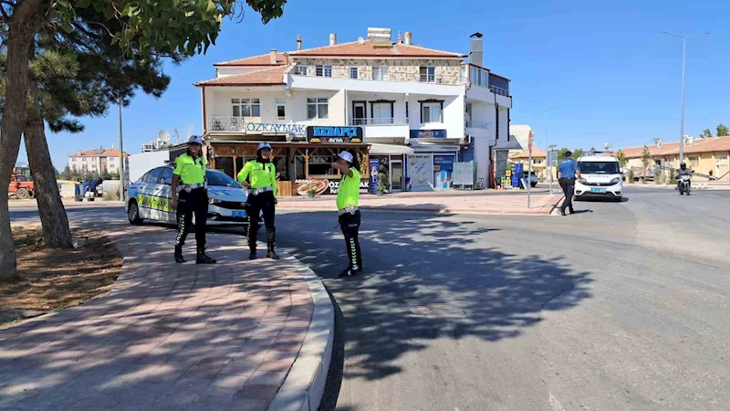 Karaman’da kaza yapan sürücü aracı bırakıp gitti
