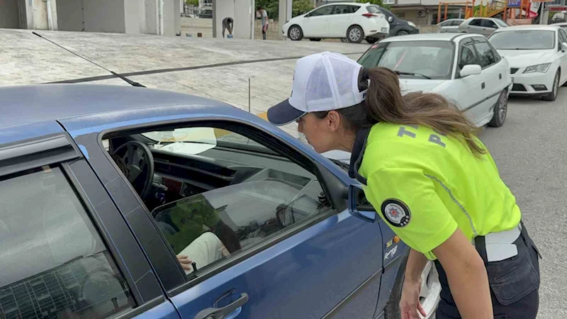 Samsun’da polisten okul çevrelerinde sıkı denetim
